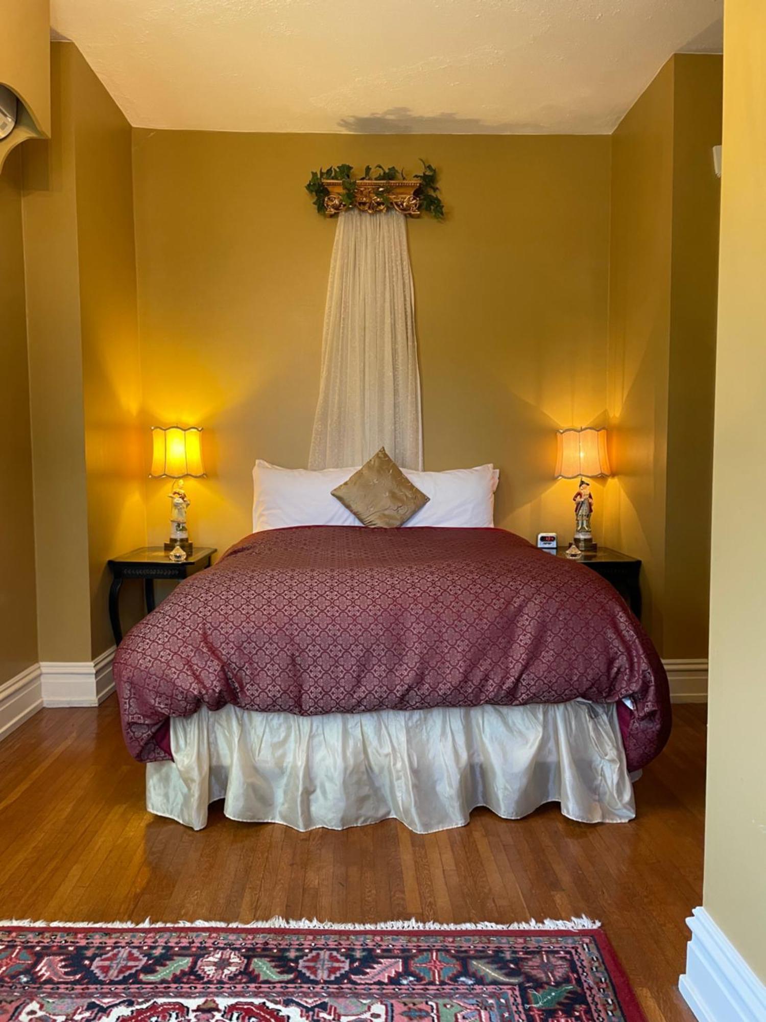 Hollinger House Bed & Breakfast Wabank Exterior photo