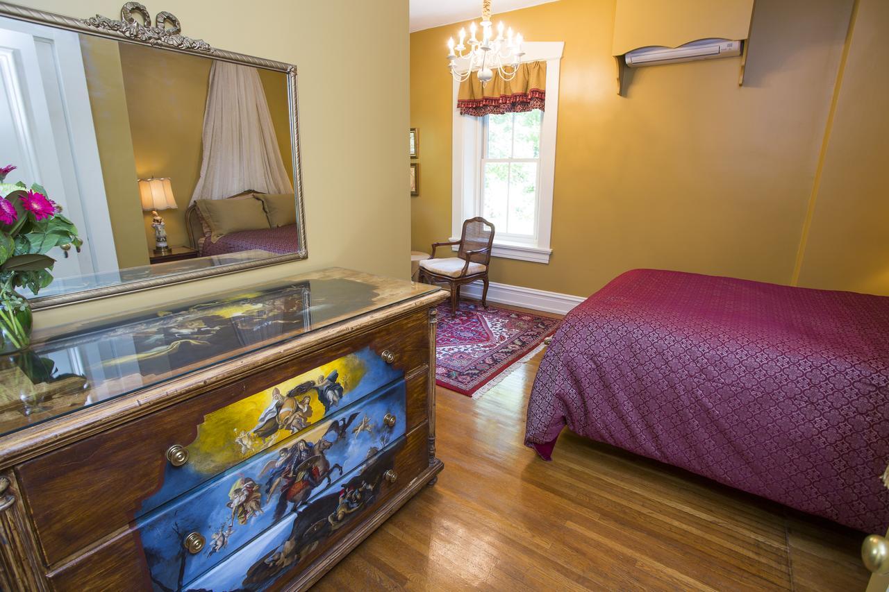Hollinger House Bed & Breakfast Wabank Exterior photo