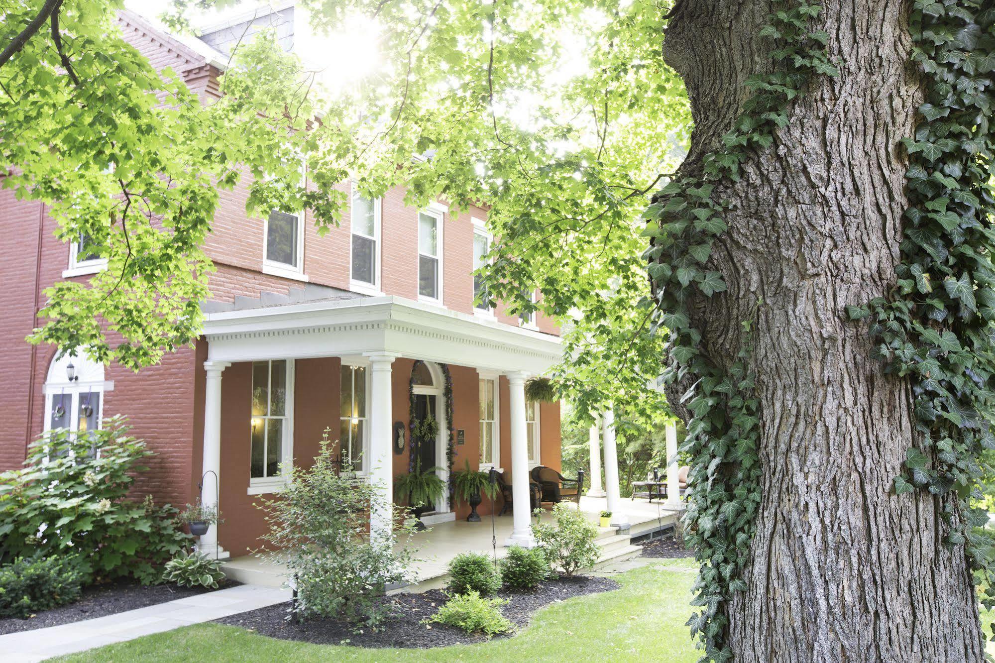 Hollinger House Bed & Breakfast Wabank Exterior photo